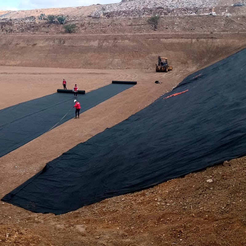 Nuevo inicio de obra de #RellenoSanitario en Silao, Guanajuato en tres capas, #HDPE, #Geomembrana y #Bentoita.