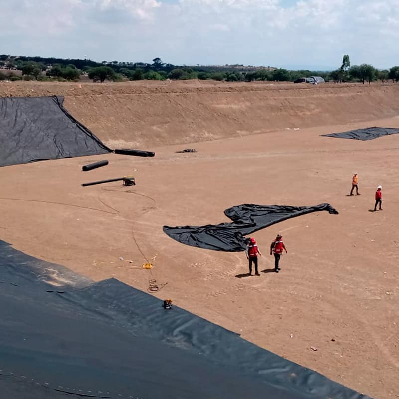 Nuevo inicio de obra de #RellenoSanitario en Silao, Guanajuato en tres capas, #HDPE, #Geomembrana y #Bentoita.