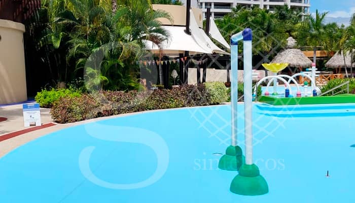 Suministro e instalación de #Geomembrana de PVC para albercas de 1.5mm en color azul claro para impermeabilización de zona de juegos. Suministro e instalación de #Geomembrana de PVC para albercas de 1.5mm en color azul claro para impermeabilización de zona de juegos.